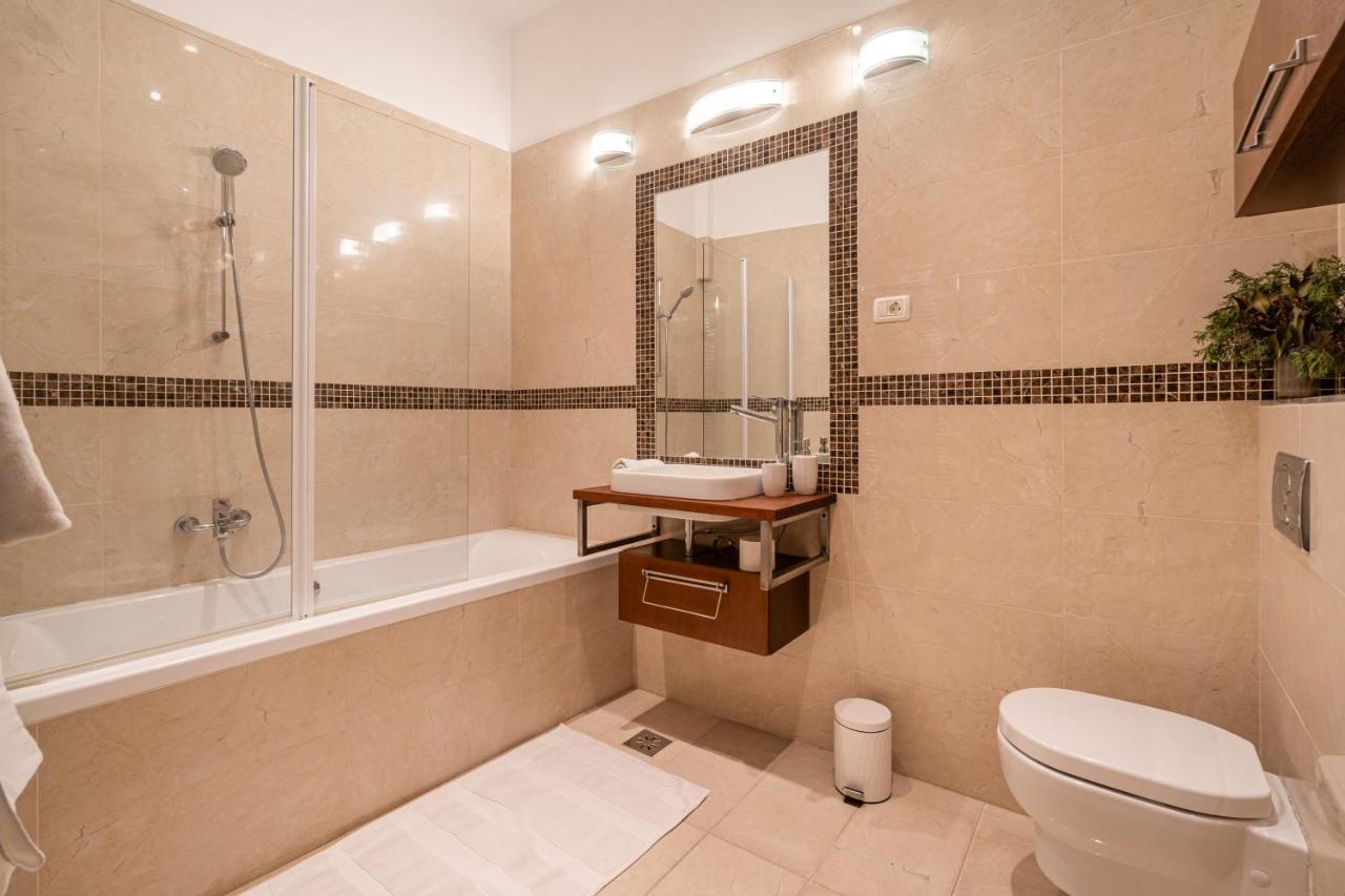 Breathless View Parliament 2 Luxury Suites With Terrace Free Parking Reservation Needed Βουδαπέστη Εξωτερικό φωτογραφία
