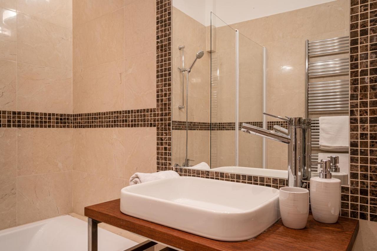 Breathless View Parliament 2 Luxury Suites With Terrace Free Parking Reservation Needed Βουδαπέστη Εξωτερικό φωτογραφία
